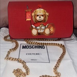 Spartan Bear Moschino Crossbody!